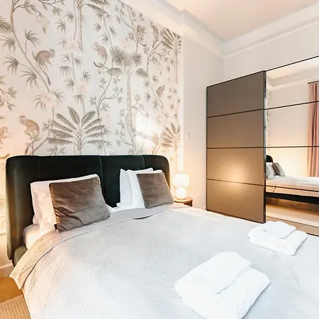 Apartment Centrum Spokojna 10 *